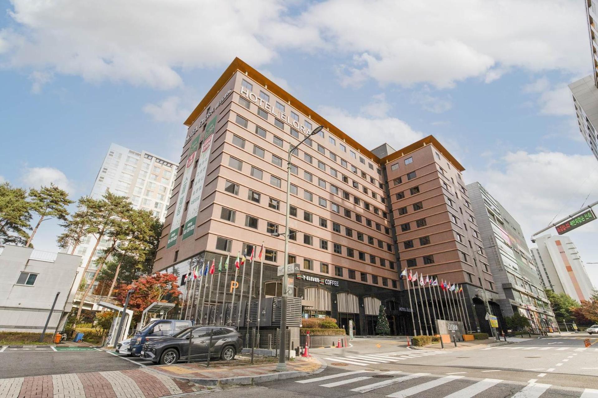 Hotel Elora Suwon Esterno foto